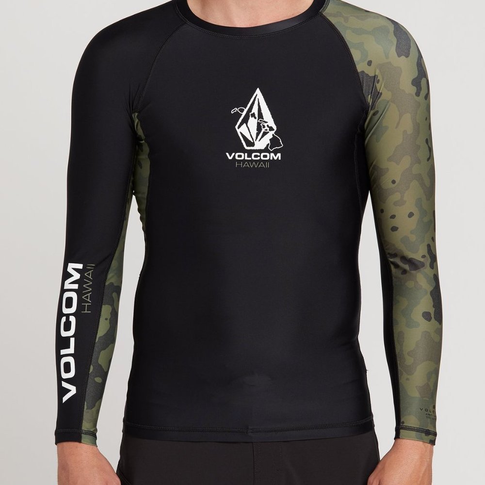 Volcom Hawaii Kona HI Long Sleeve UPF 50 Rashguard